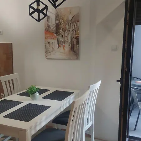 Apartment Riverside With Private Parking Nis